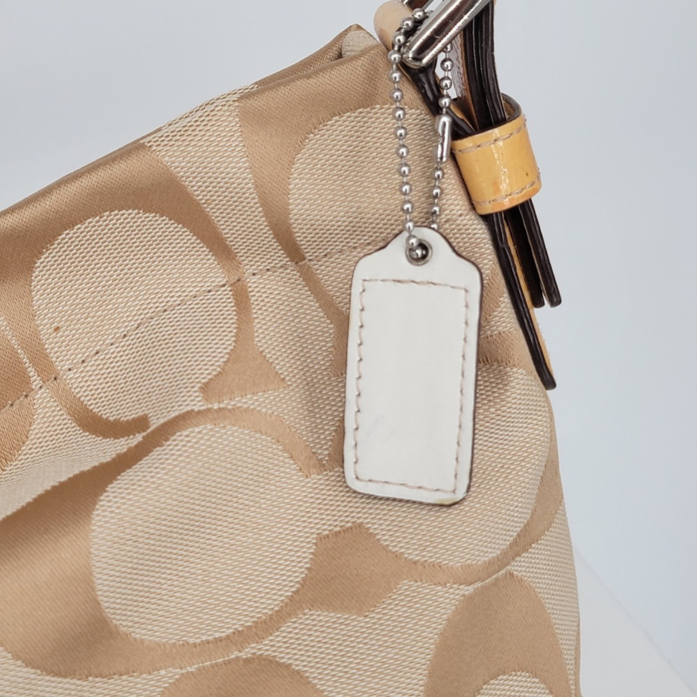 Coach Zoe Signature Jacquard Hobo Bag Tan Beige Yellow Patent Trim - Picture 8 of 16